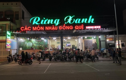 Thực Đơn Đa Dạng và Hương Vị Độc Đáo Tại Nhà Hàng Rừng Xanh