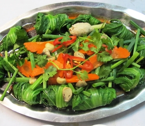 Chả cá thác lác bọc cải xanh