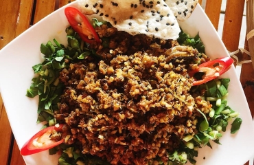  Rắn Bằm Xúc Bánh Đa - Đặc Sản Hấp Dẫn Tại Nhà Hàng Rừng Xanh, Dĩ An, Bình Dương