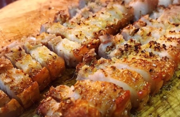 ba rọi heo nướng muối ớt