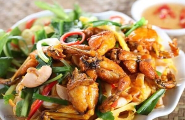 Éch chiên nước mắm