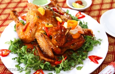 Gà tre hấp mắm nhĩ