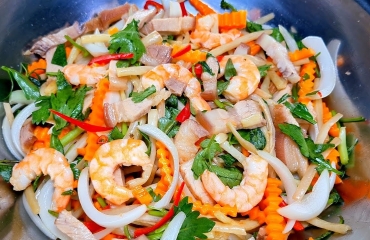 GỎI NGÓ SEN HẢI SẢN