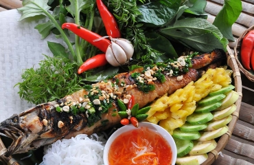 Cá lóc nướng mọi