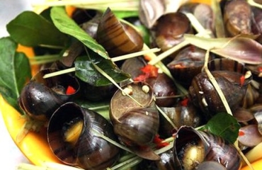 ỐC BƯƠU HẤP SẢ