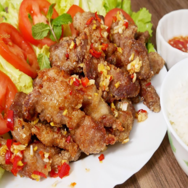 Dựng dê chiên nước mắm