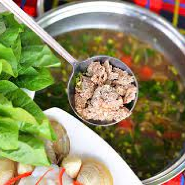 Lẩu Cua Đồng Tinh Tế Tại Nhà Hàng Rừng Xanh - Trải Nghiệm Ẩm Thực Tuyệt Vời Tại Dĩ An, Bình Dương